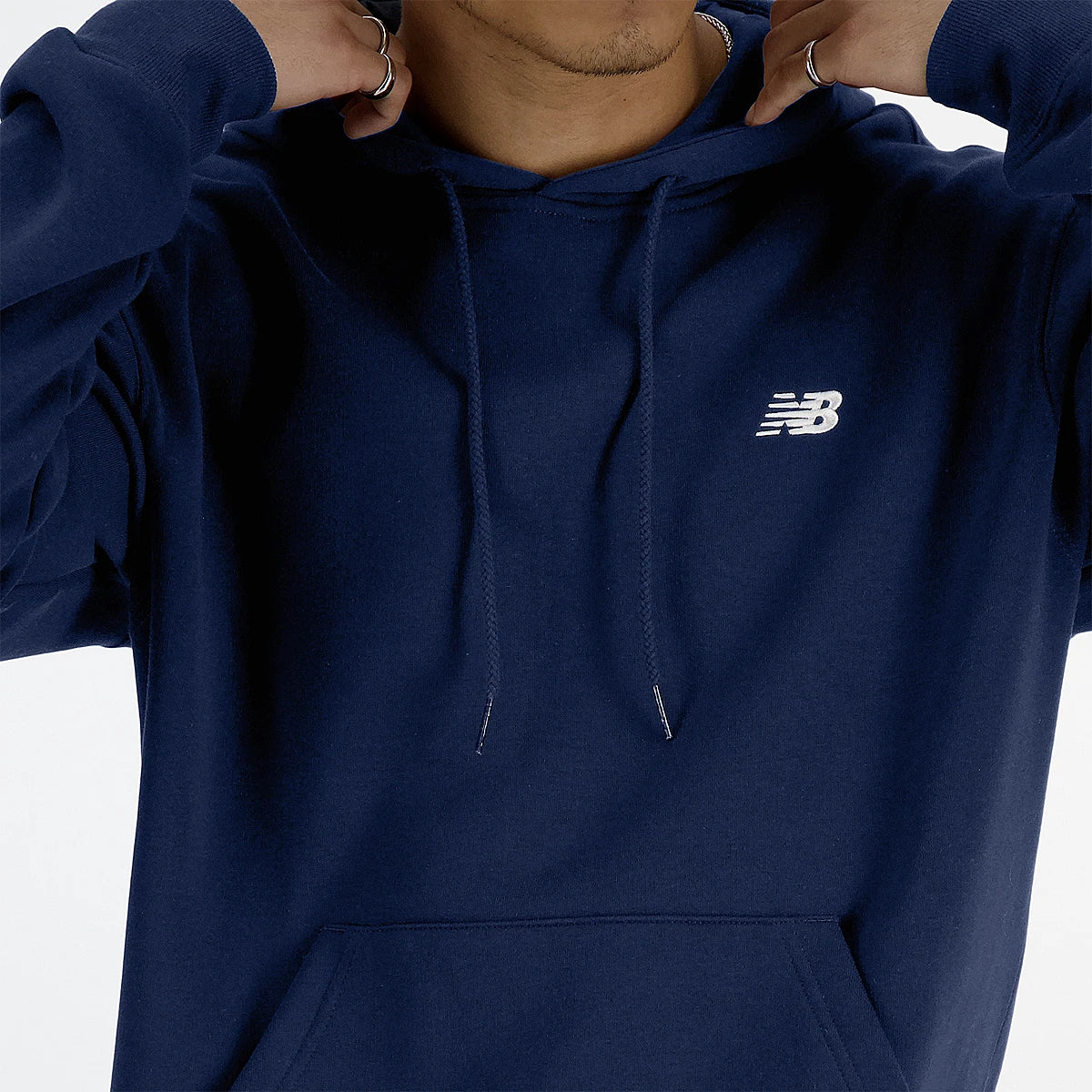 SUDADERA NEW BALANCE SPORT ESSENTIALS FLEECE CON CAPUCHA