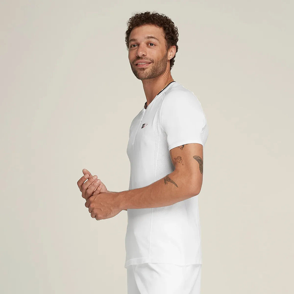 CAMISETA WILSON BELA SERIES SIN COSTURAS CON CREMALLERA HENLEY