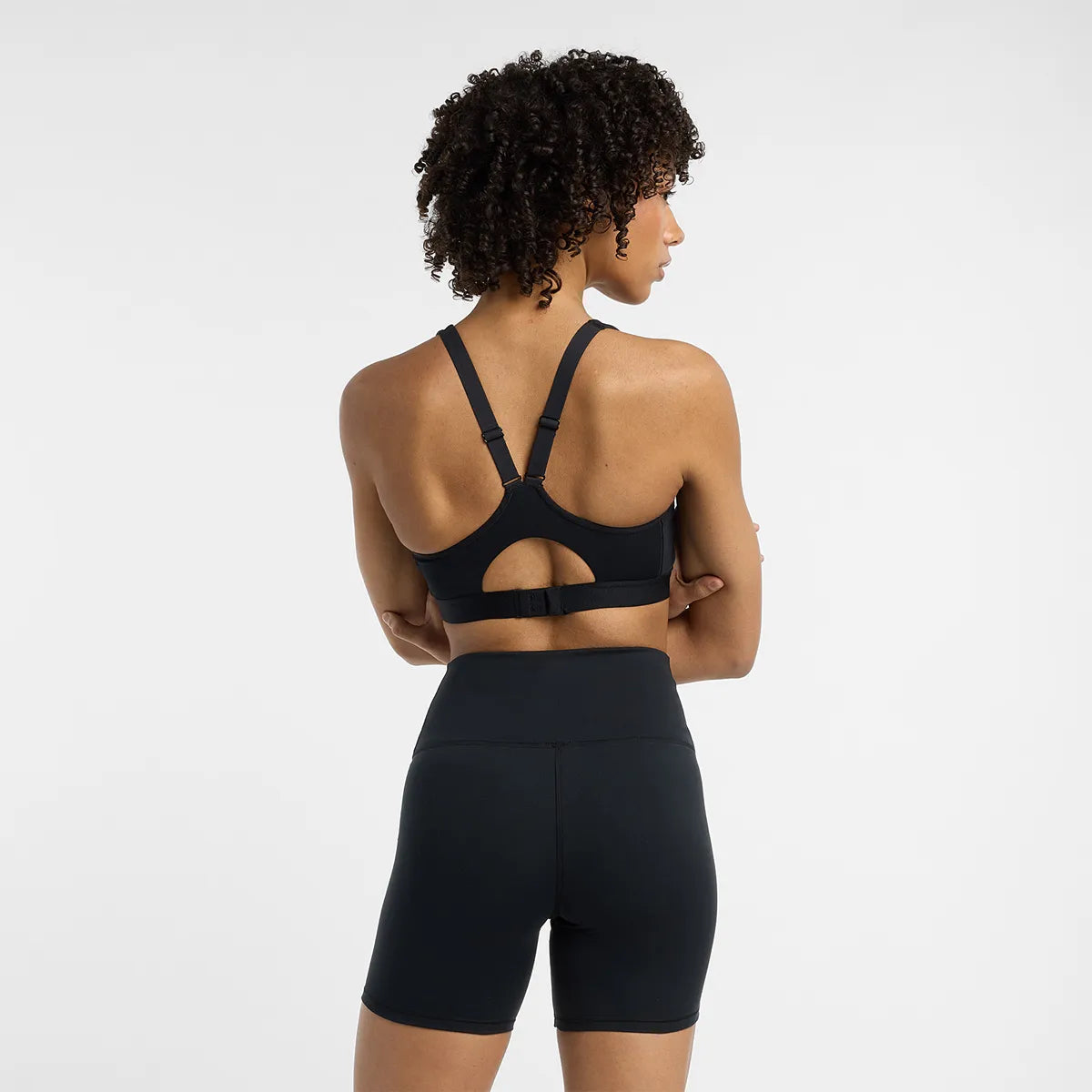 SUJETADOR NEW BALANCE MUJER ESSENTIAL