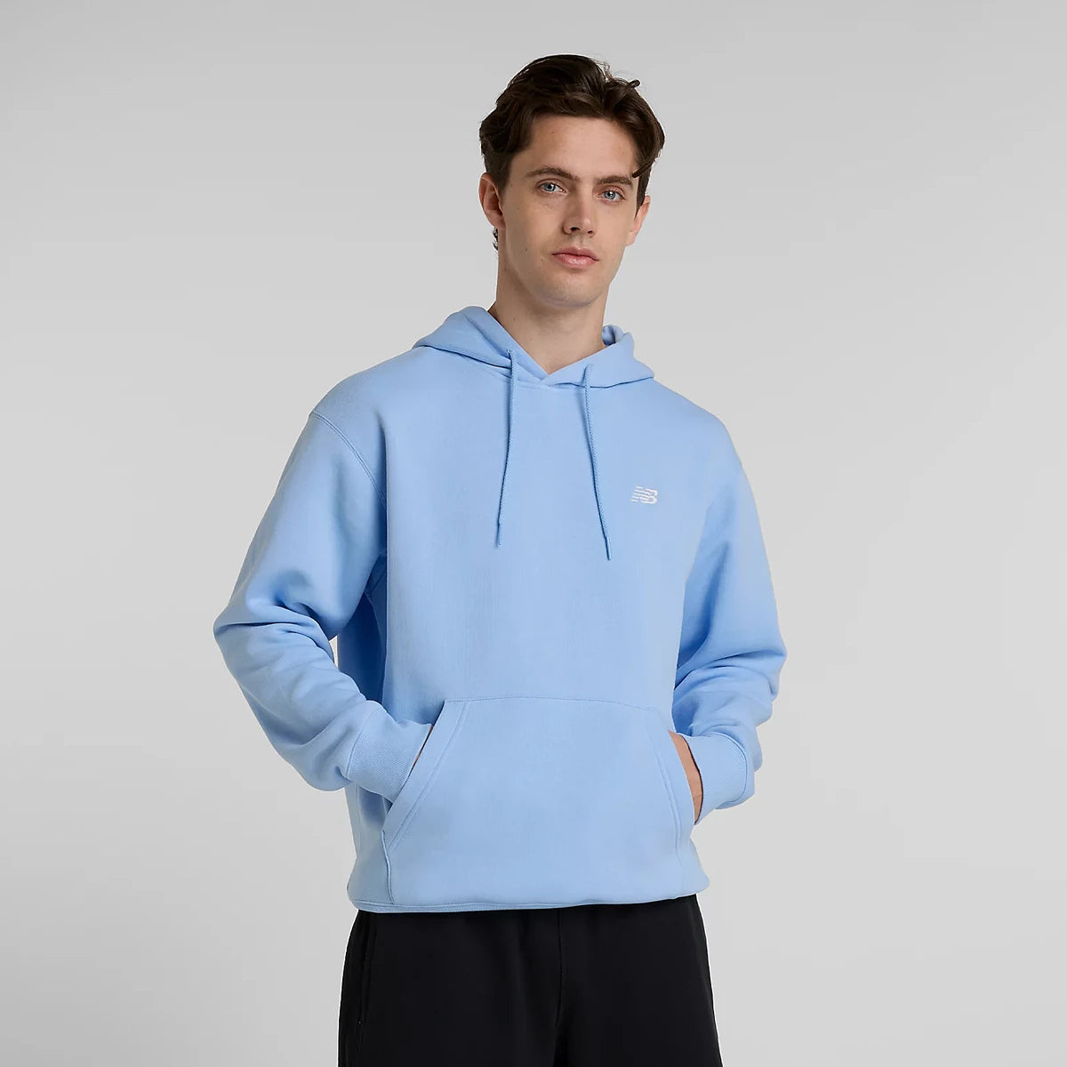 SUDADERA NEW BALANCE SPORT ESSENTIALS FLEECE CON CAPUCHA