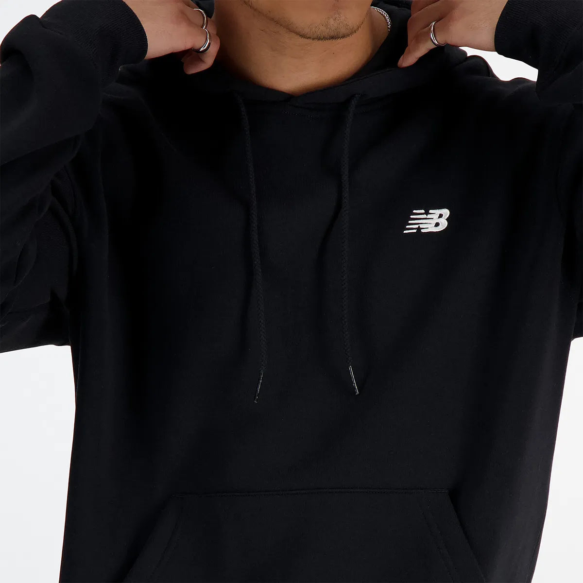 SUDADERA NEW BALANCE SPORT ESSENTIALS FLEECE CON CAPUCHA
