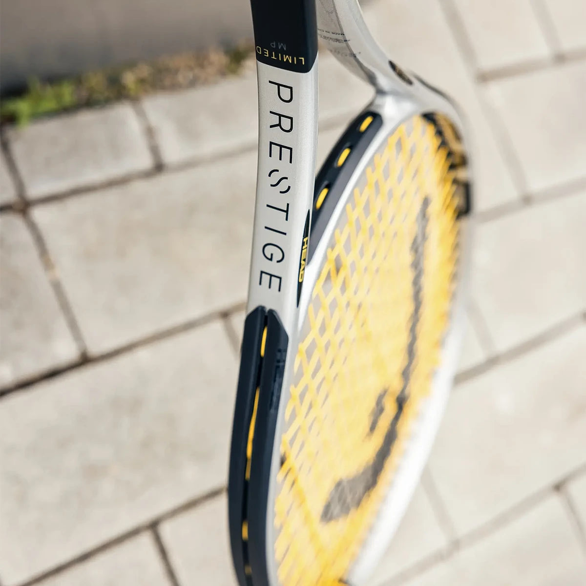 RAQUETA HEAD PRESTIGE MP LIMITED 2026 (300 GR)