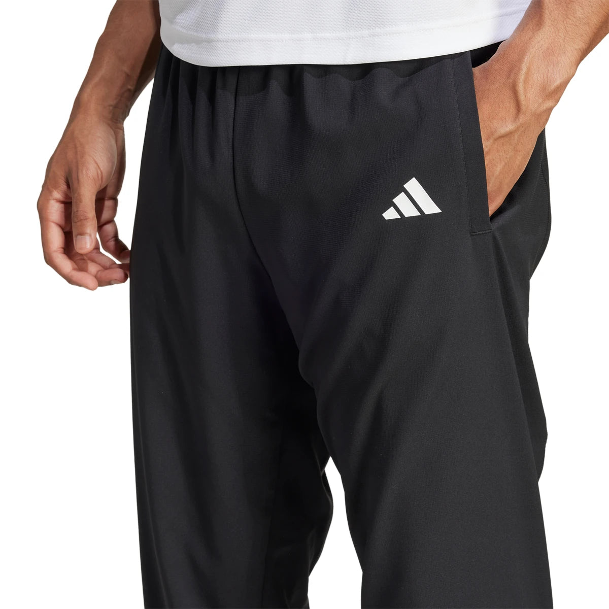 PANTALÓN ADIDAS WALK ON GAMESET