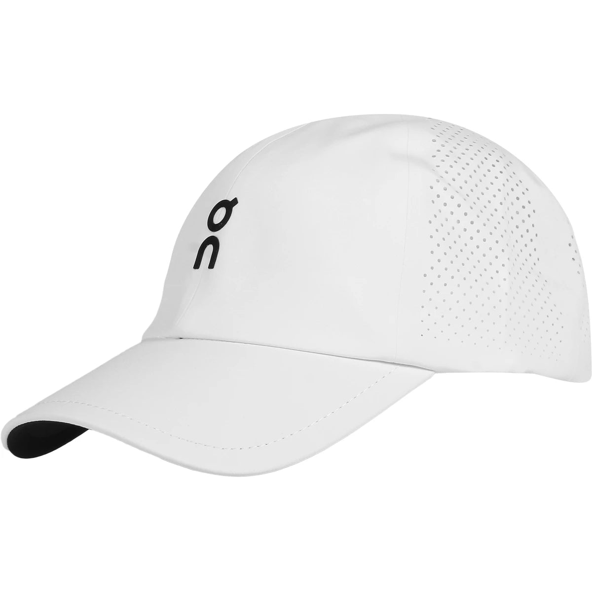 GORRA ON COURT