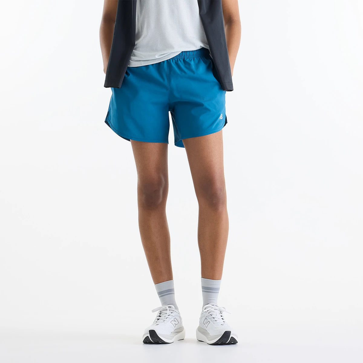 PANTALÓN CORTO NEW BALANCE MUJER SPORT ESSENTIALS 5IN