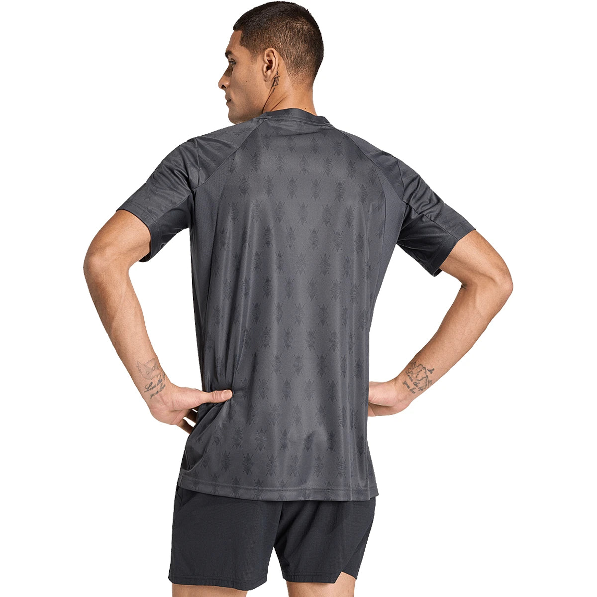 CAMISETA ADIDAS CLUB GRAPHICS