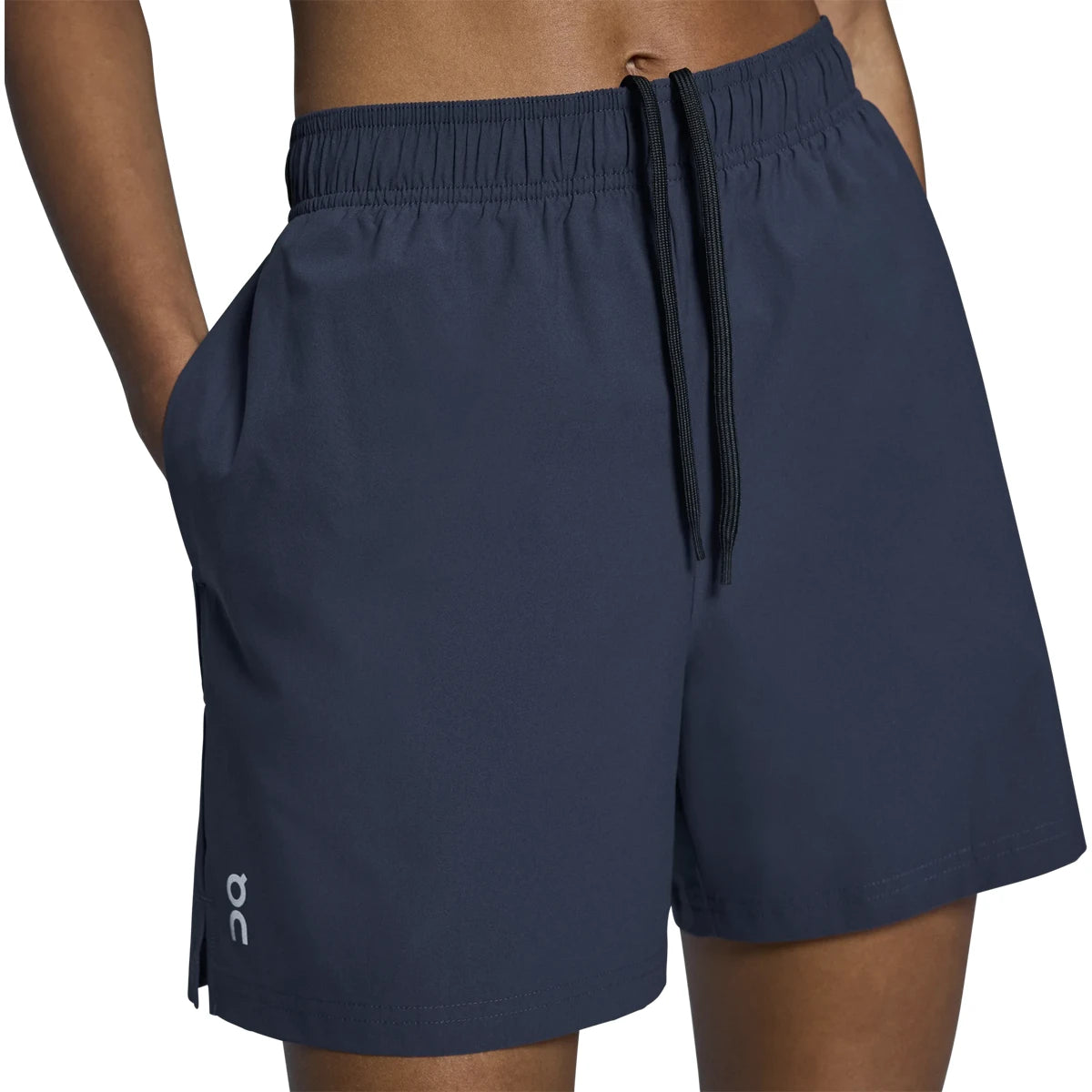 SHORT ON MUJER CORE