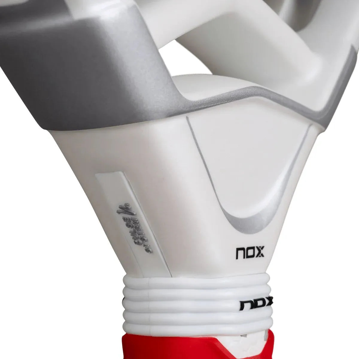 Raqueta Test de Pádel Nox AT10 Genius Attack 12K Alum Xtreme by Agustin Tapia