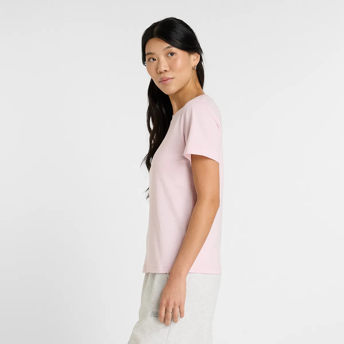 CAMISETA NEW BALANCE MUJER ESSENTIALS JERSEY LOGO