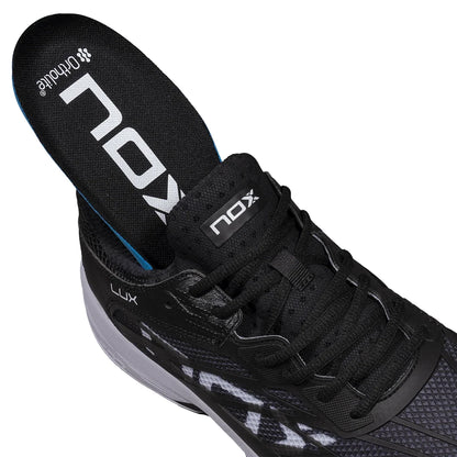 ZAPATILLAS NOX PADEL AT10 LUX BLACK/WHITE