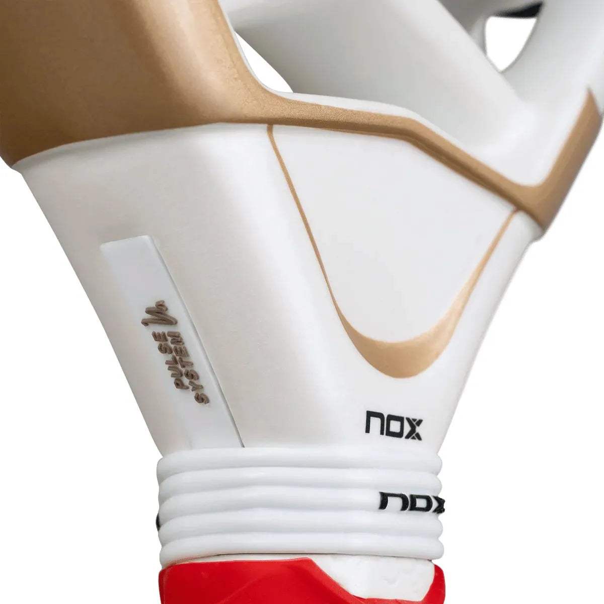 RAQUETA DE PÁDEL NOX AT10 GENIUS 12K ALUM XTREME BY AGUSTIN TAPIA 2026