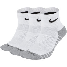 3 PARES DE CALCETINES NIKE DRY ION QUARTER