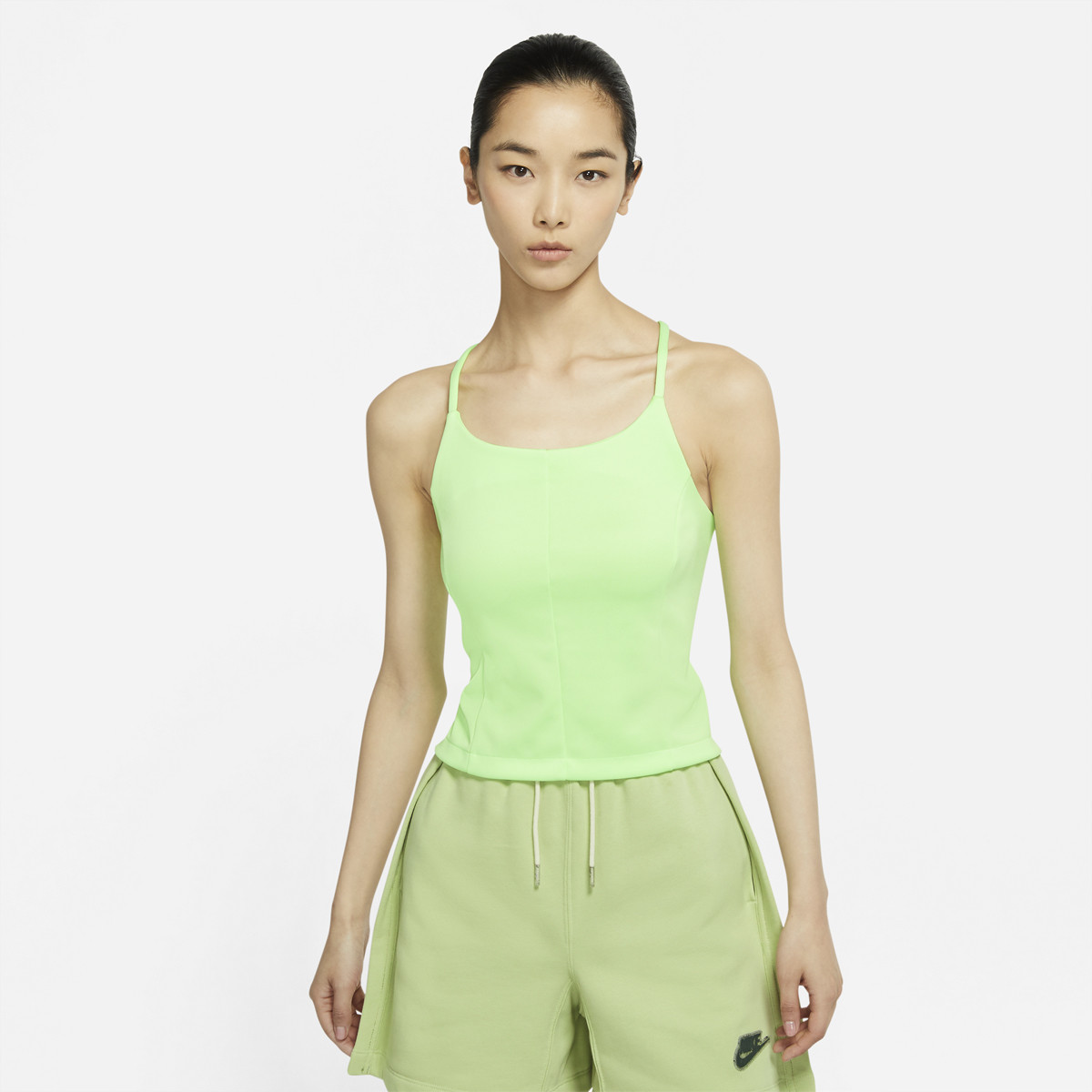 CAMISETA DE TIRANTES NIKE MUJER SPORTSWEAR ICON CLASH NIKE Mujer Ropa Tennispro